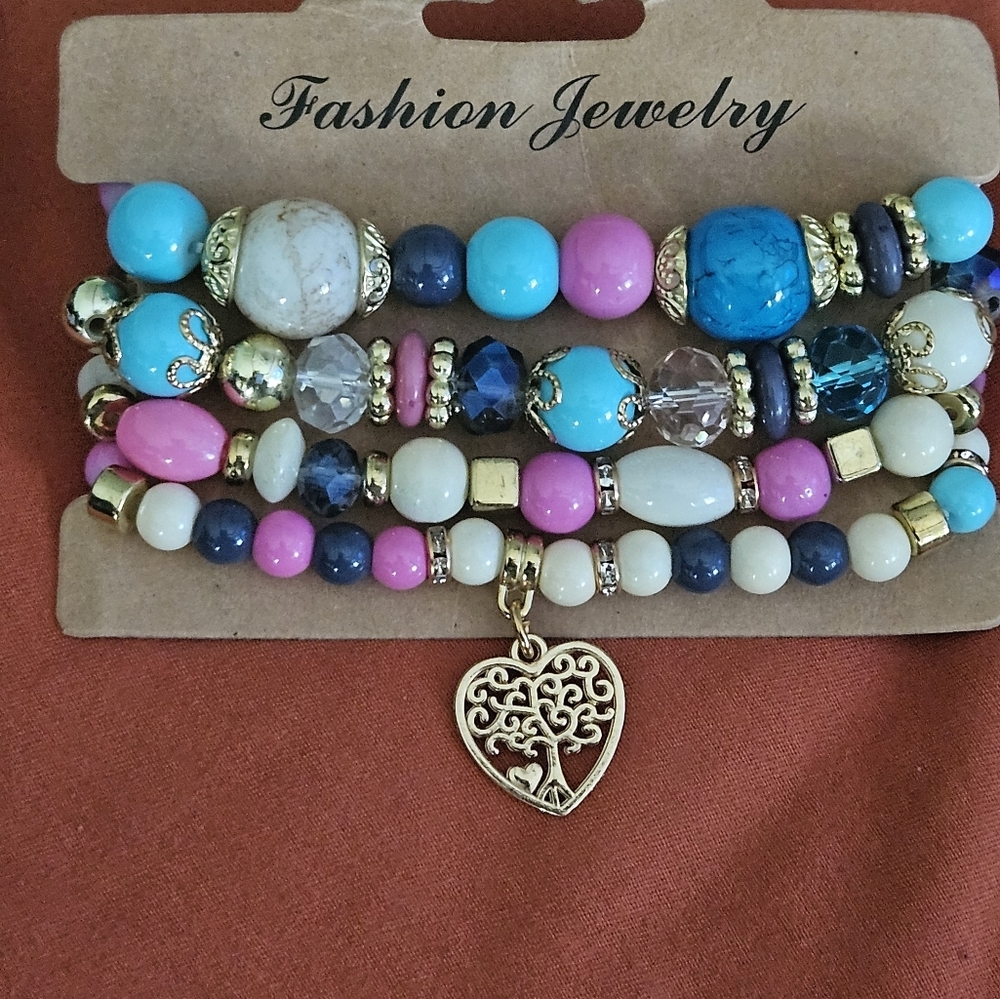 Fashion Jewelry Pink and Blue Beaded Bracelet Set with Charms